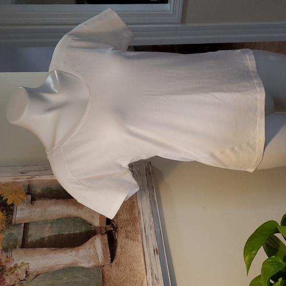 Champion Tee - Picture 2 of 7